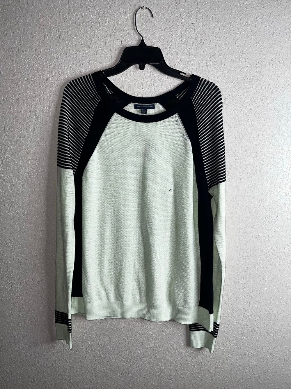 American Eagle Outfitters Women’s Color block Striped Lightweight Sweater
